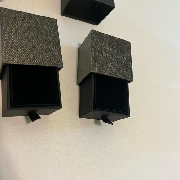 Dark Gray Ring boxes Velvet lined set of 3 - Picture 5 of 8